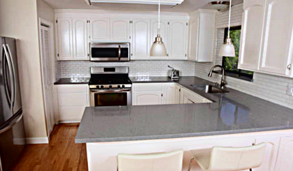 Peninsula Kitchen