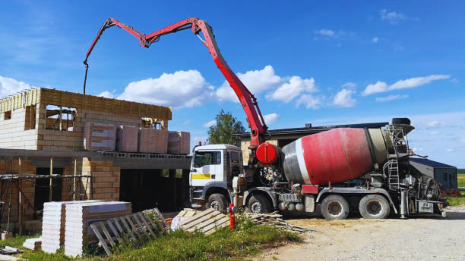Concrete Pumps: Types & Applications